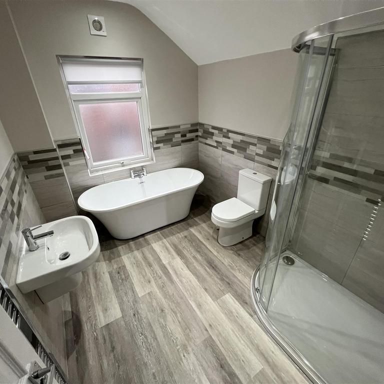 3 bedroom terraced house to rent - Photo 1
