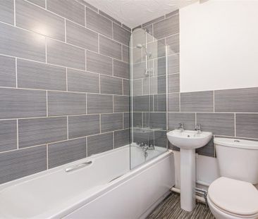 2 bed House - Mid Terrace To Let - Photo 6