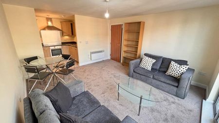 2 bedroom apartment to rent - Photo 4