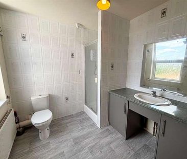 Warwick Road, Tyseley, Birmingham, B11 - Photo 5