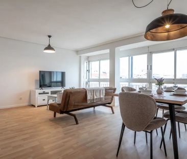 3-bedroom apartment for rent in La Petxina, Valencia, perfect for p... - Photo 4