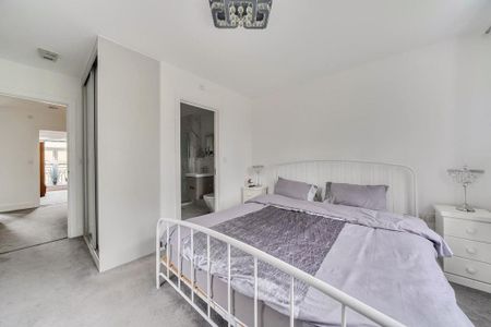 4 bedroom semi-detached house to rent - Photo 5