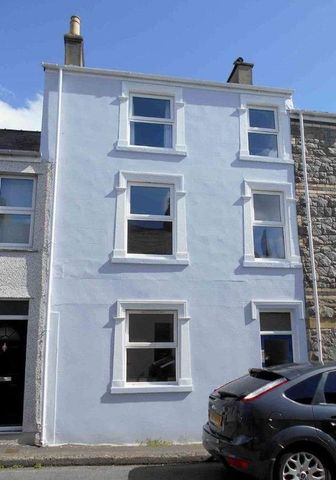 Flat, Victoria Street, Caernarfon, LL55 - Photo 2