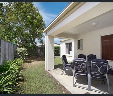 Freestanding 3 Bedroom Home in Convenient Tweed Heads South Locatio... - Photo 6