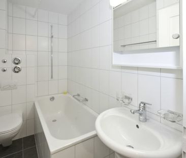 2 Zimmer, 46 m², 2. Stock - Photo 3