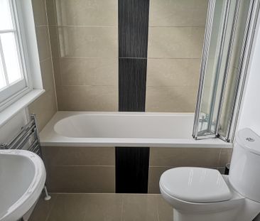 Carlton Crescent, Southampton - Photo 3