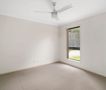 Spacious Four Bedroom Family Home - Photo 5