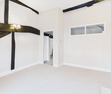 2 bedroom terraced house to rent - Photo 2