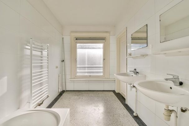 Appartement te huur: Sarphatistraat 197-2 1018 GH Amsterdam - Photo 1