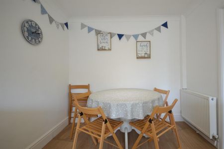2 bedroom bungalow to rent - Photo 3