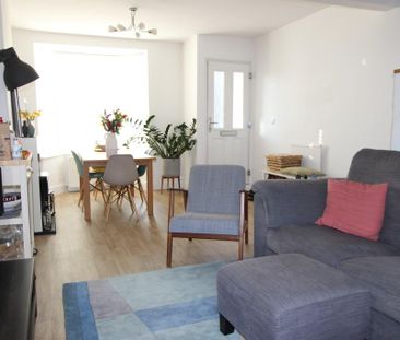 3 bedroom detached house to rent - Photo 3