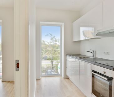 3-vær. lejlighed med egen altan - Photo 1