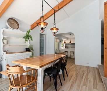 Spacious Family Living with Golf Course Frontage & Solar Savings - Photo 3