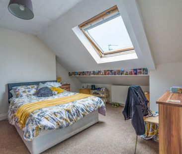 6 bedroom terraced house to rent - Photo 4