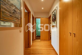 Apartamento T4 em Porto