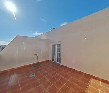 Casa adosada de alquiler en Calle Calle Río Sena, Los Cuarteros - Photo 5