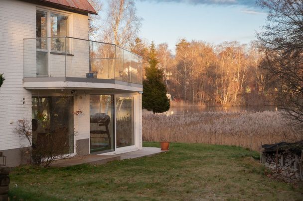 Sjöstigen, Segeltorp - Photo 1