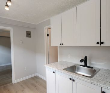 149 Penetang Street - 2, Unit 2, Barrie ON L4M 1V9 - Photo 3