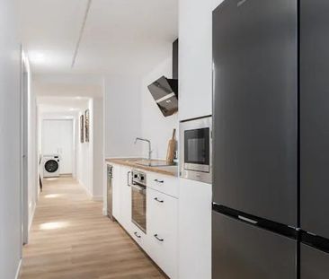 Avenida Real de Pinto, Madrid, Community of Madrid 28021 - Photo 2