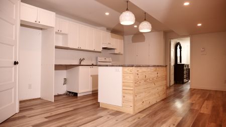 102 Boul. des Hauteurs, Saint-Jérôme, QC J7Y - Photo 4