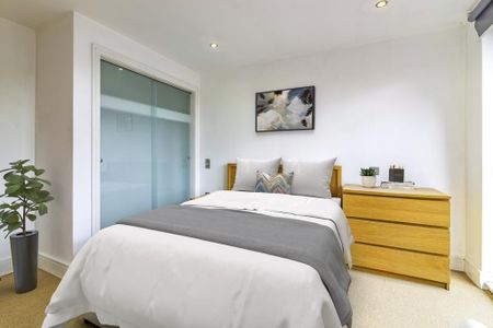 2 bedroom flat to rent - Photo 4