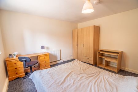 11 The Leyes - Photo 4