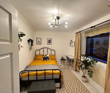 Room in a Shared Flat, Juniper House, SE14 - Photo 6