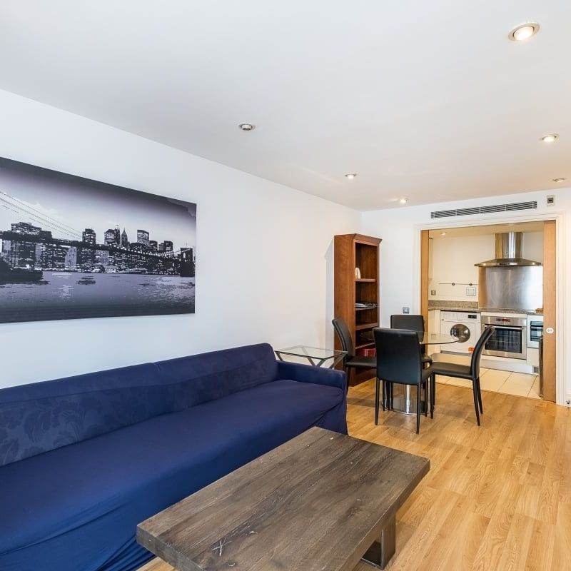 3 bedroom apartment to rent - Photo 1