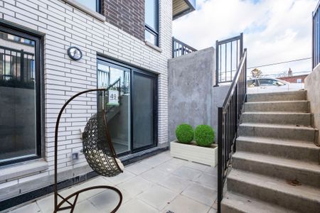 For Lease - 40 Ed Clark Gardens Unit# Th1, Toronto, Ontario - Photo 3