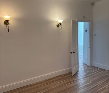 3 Bed Terraced House, Northmoor Road, M12 - Photo 6