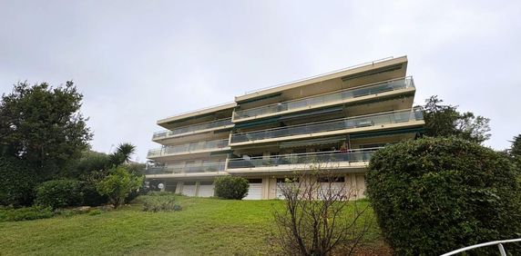 Location Appartement 3 pièces Meublé 65m² ANTIBES 06600 - Photo 2