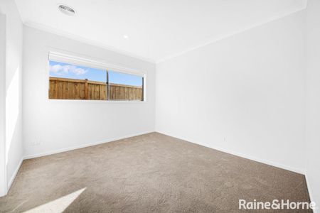 12 Frew Road, Mambourin, VIC 3024 - Photo 2