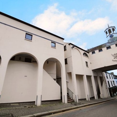 High Street, Falmouth, TR11 - Photo 1