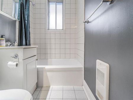 3745 Rue Masson - Photo 3