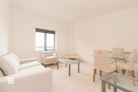 1 bedroom apartment to rent - Photo 2