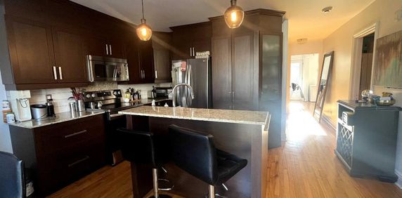 Beaux et lumineux 5 1/2 disponible dès février 2026 - Photo 2