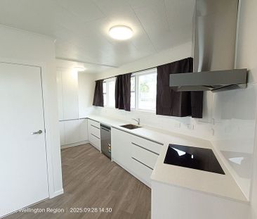Bright, Modern & Family-Ready – Your Newlands Home - Photo 5