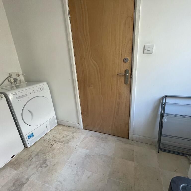 52 Penrose Street - Photo 1