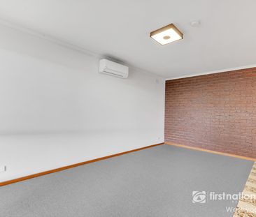 Tarneit And Tidy Unit - Photo 1