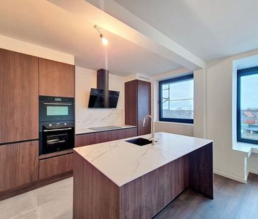 Appartement te huur in Eeklo voor € 1.025 met 2 slaapkamers - Photo 2