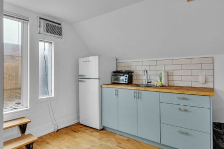 4-484 Gladstone - Photo 5