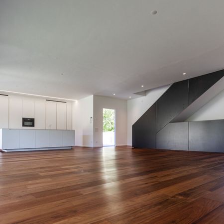 PROPRIETÀ IN AFFITTO ESCLUSIVA CON GIARDINO E PISCINA | EXKLUSIVES MIE - Foto 3