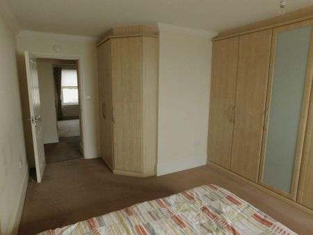 2 bedroom flat to rent - Photo 4