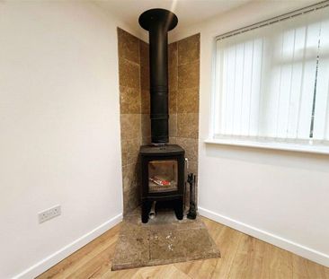 3 bedroom detached house to rent - Photo 5