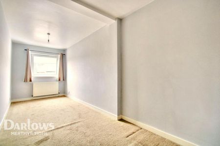 3 bedroom terraced house to rent - Photo 3