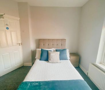 1 bedroom in a house share to rent - Photo 5