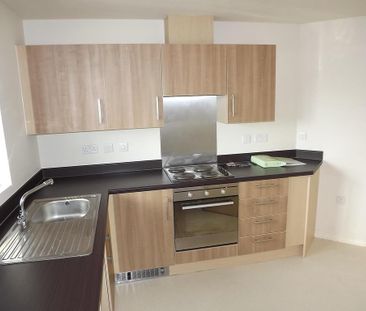 2 bedroom apartment to rent - Photo 3