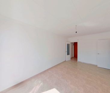Piso de alquiler en La Salut - Photo 4