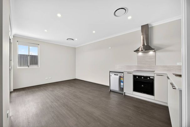 Low Maintenance Coastal Home - Photo 1