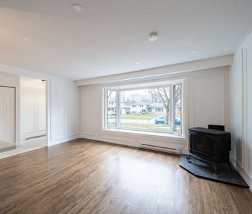 For Lease - 24 Thorncrest Road, Barrie, Ontario - Photo 2
